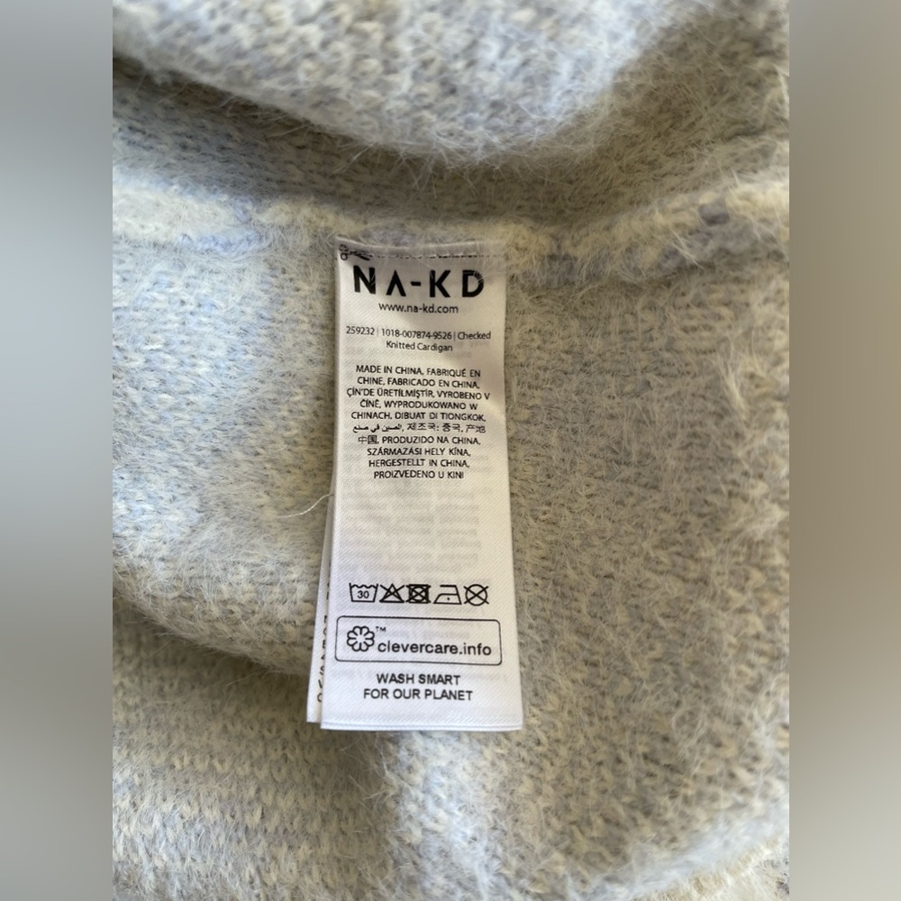 Checked Knitted Cardigan - Picture 7 of 8